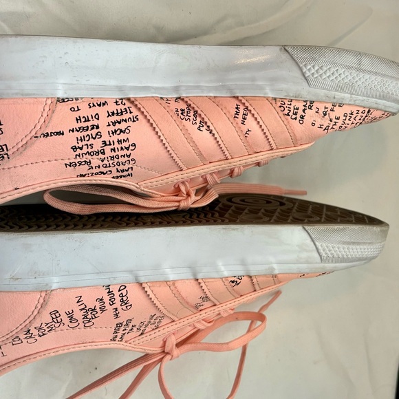 Adidas GONZ tennis shoes - Picture 4 of 4